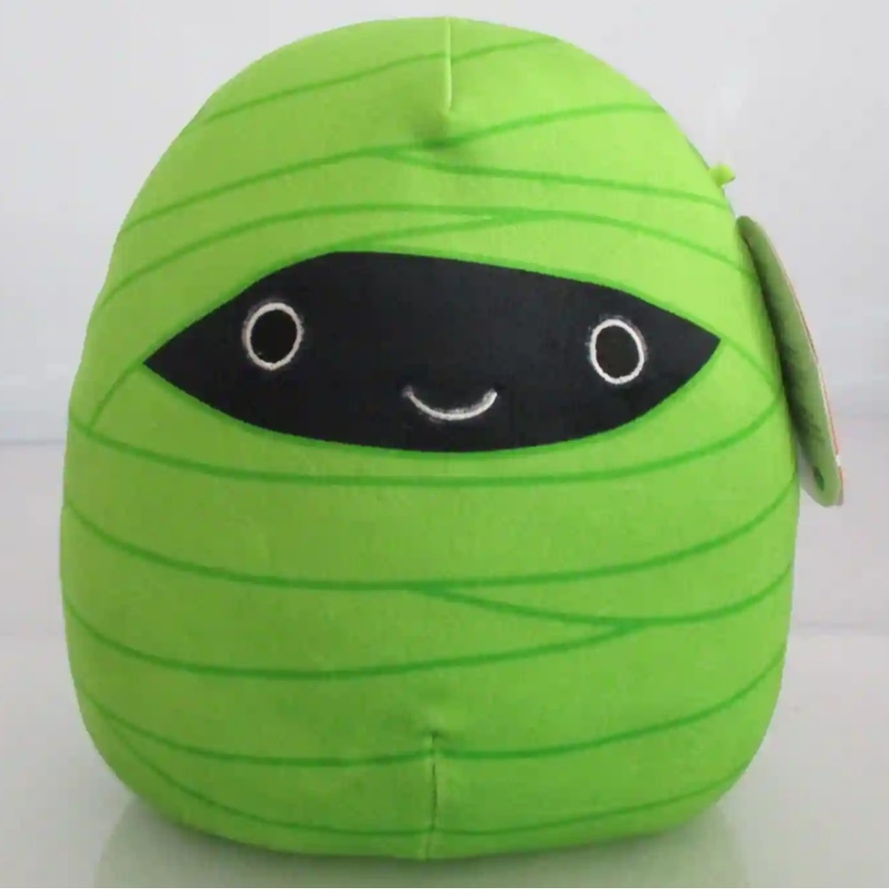 Nwt Major Mummy 8" Squishmaillows